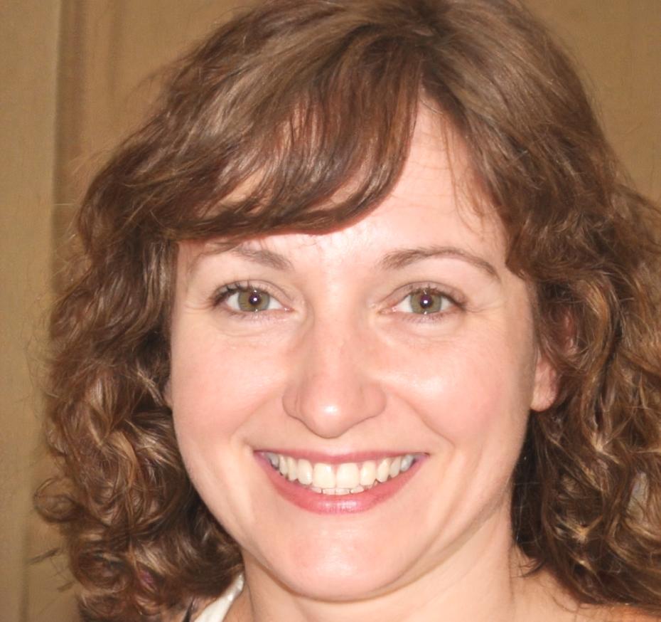Portrait of Zendaya Brightwell, marketing professional and program graduate